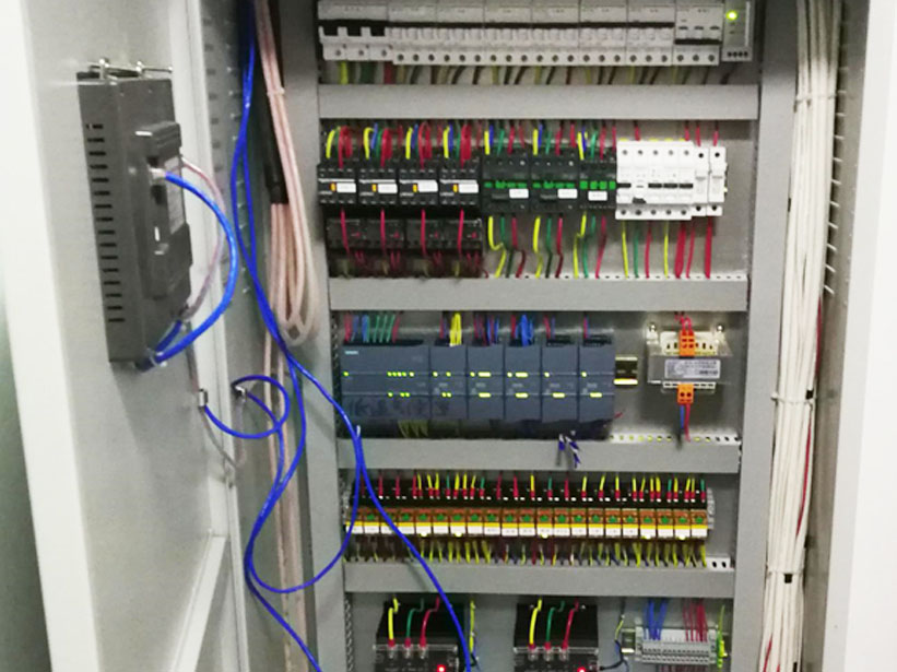 Artificial climate chamber of a base