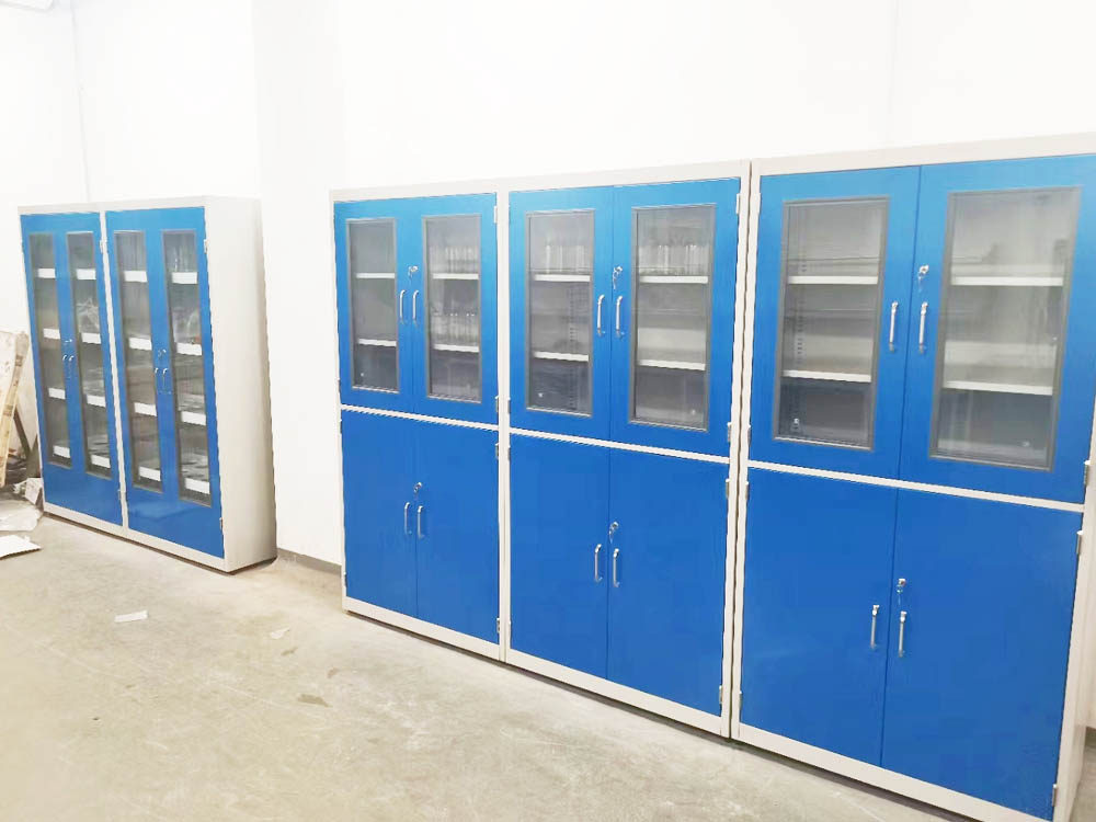 Ultra-pure water quick inspection laboratory